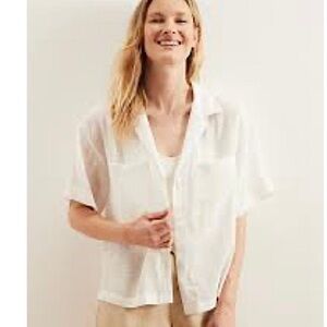 Banana Republic Egg White Button Down Linen Blend  Short Sleeves Cuff Shirt